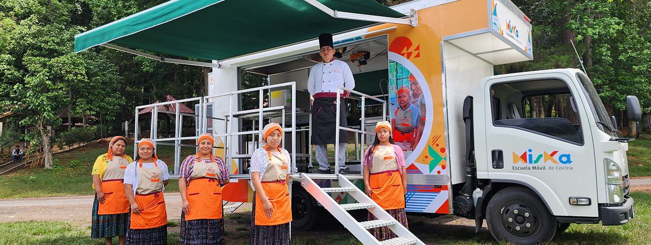 1ra escuela móvil de gastronomía en Guatemala