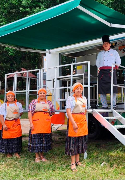 Escuela Móvil transformando jóvenes rurales 